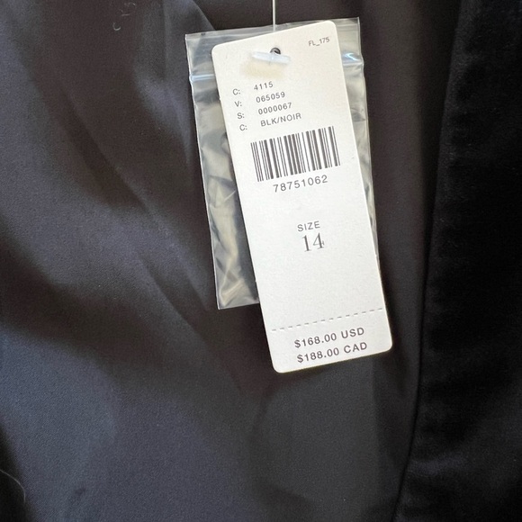 Anthropologie Velvet Tuxedo Jacket, new with tags, size 14 - Picture 6 of 7